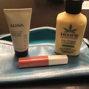 Make up bag with 3 beauty products!